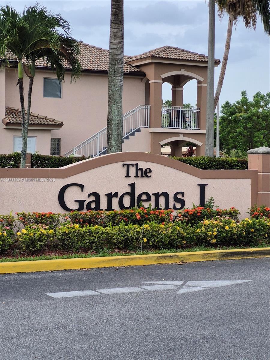 VENETIA GARDENS CONDO - Residential