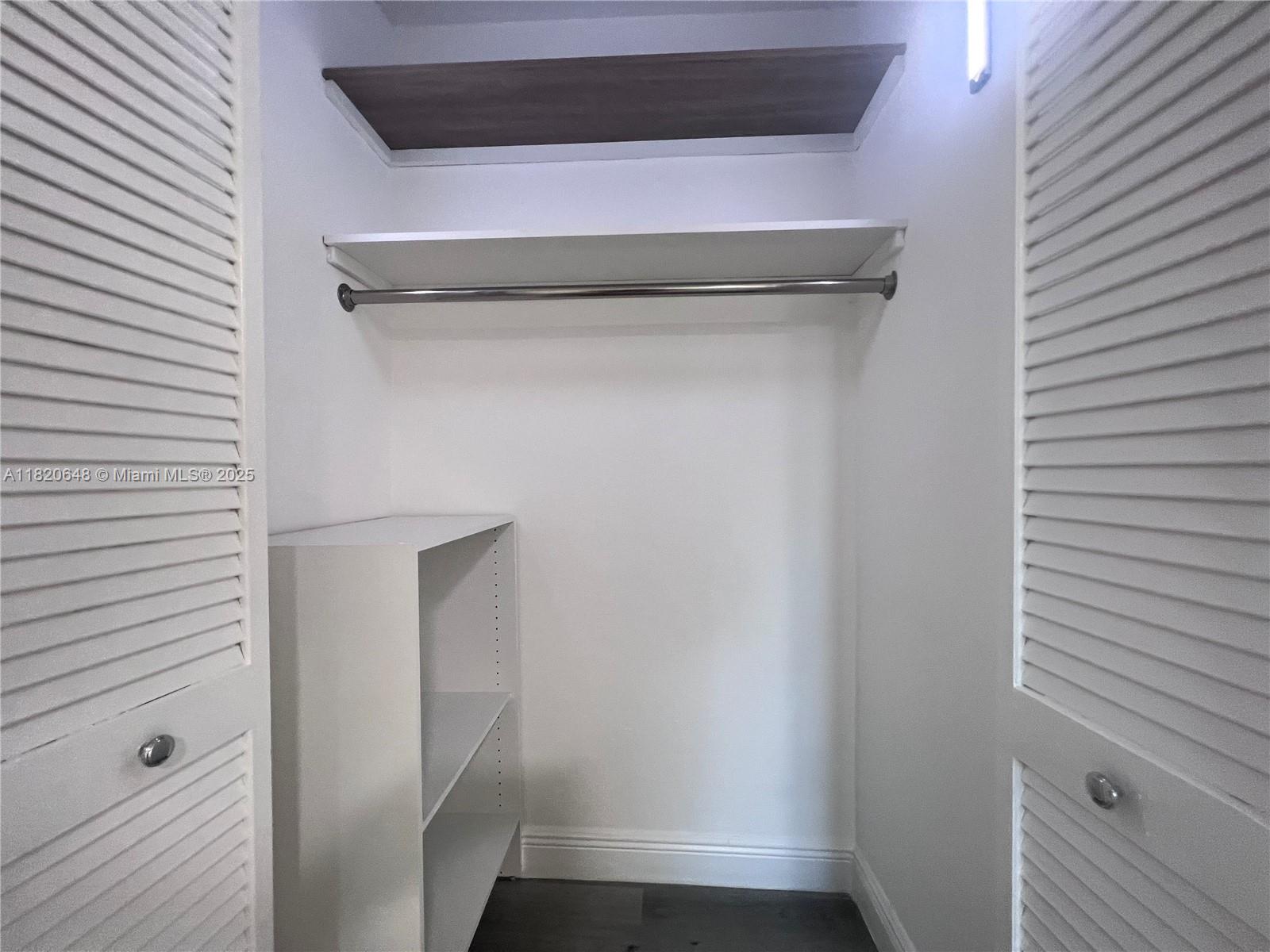 LESLIE ESTATES SEC SEVEN - Residential Lease