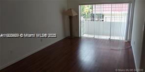1235 Mariposa Ave 8