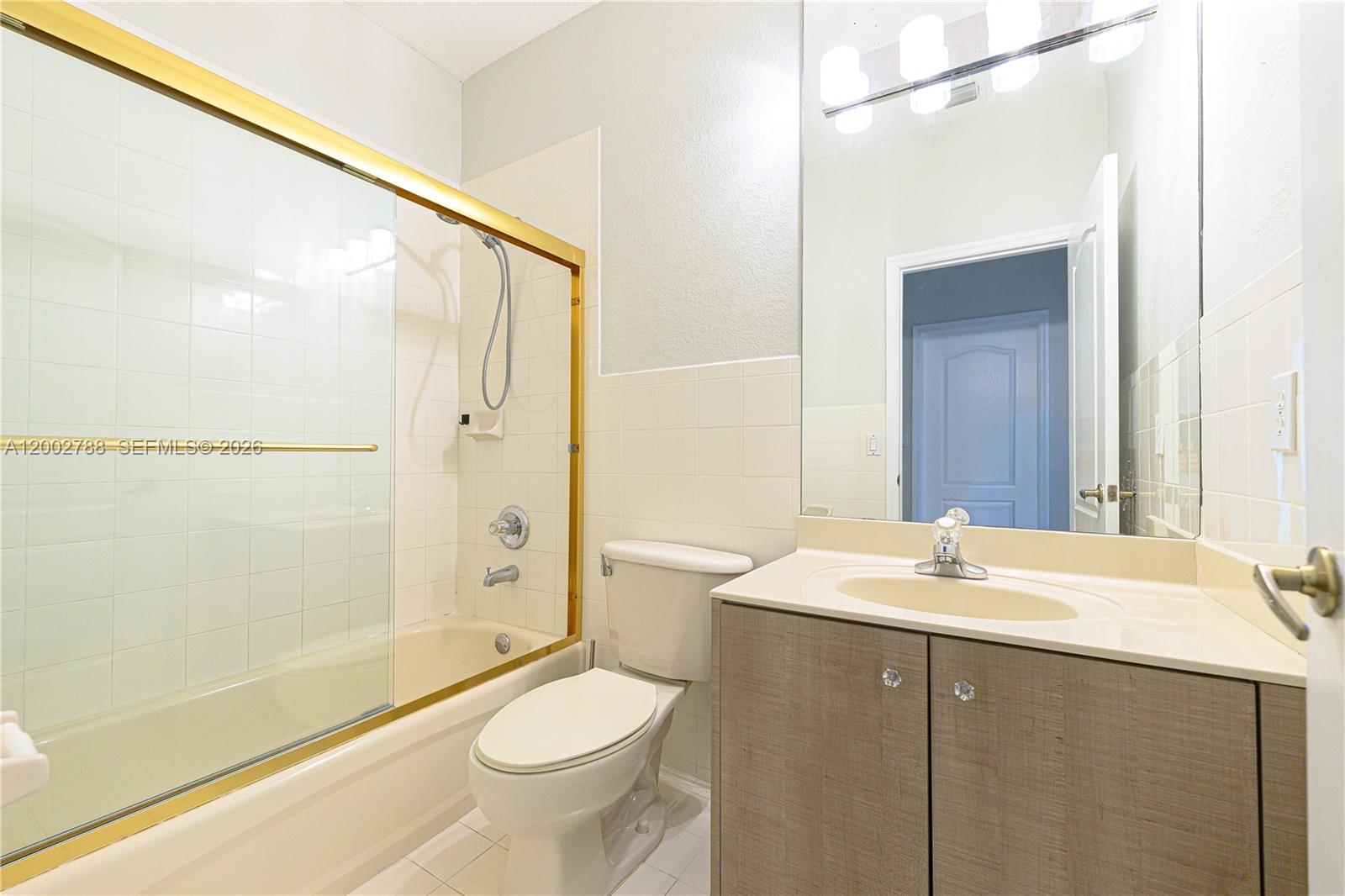 CENTURY PARK CONDO - Residential Lease