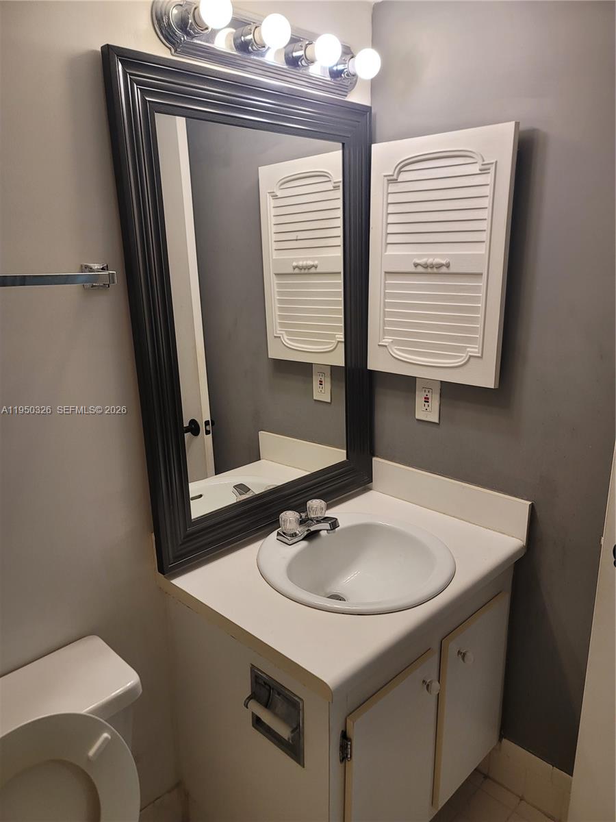 NEW HAMPTON AT CENTURY VI - Residential