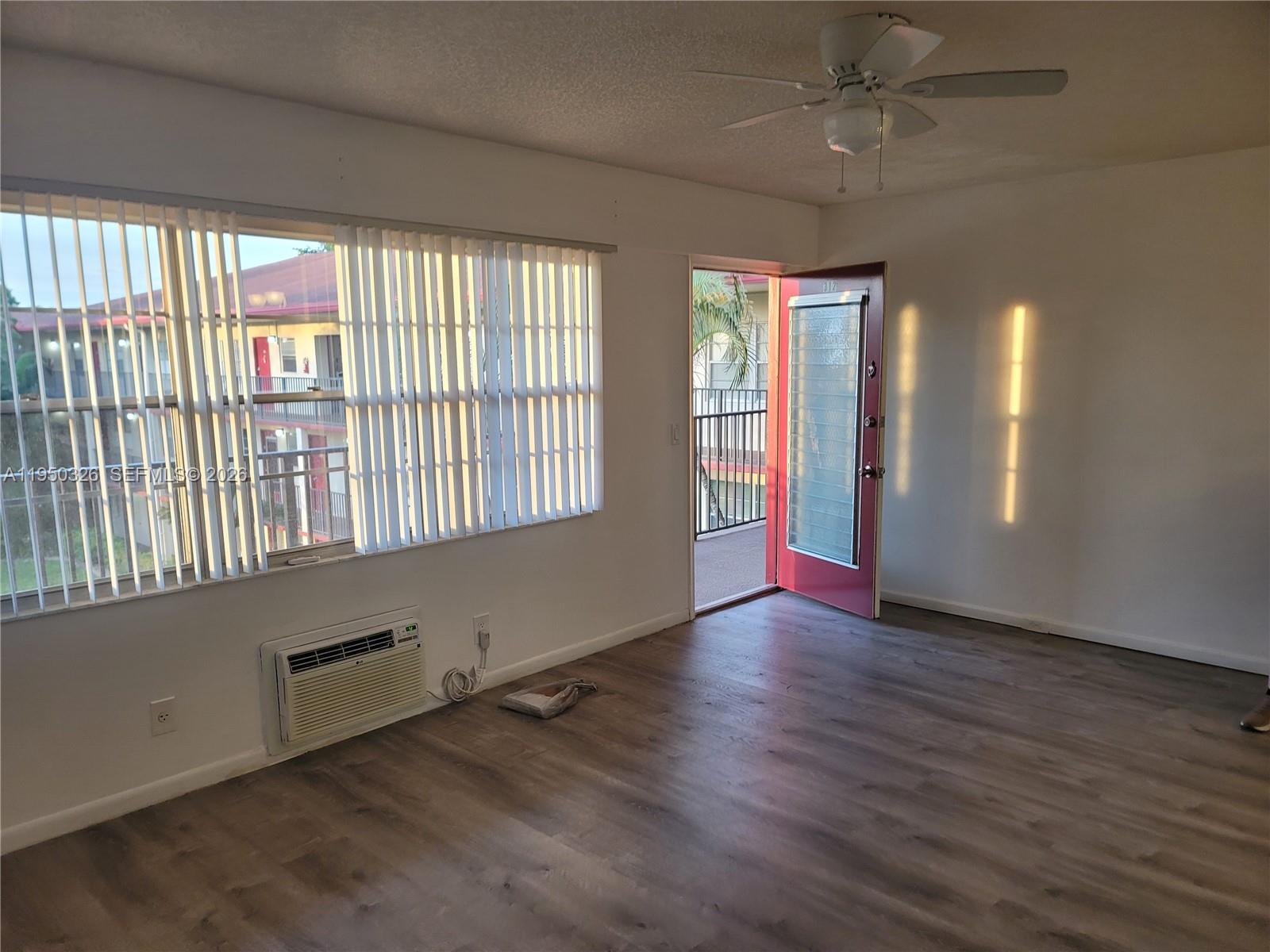 NEW HAMPTON AT CENTURY VI - Residential