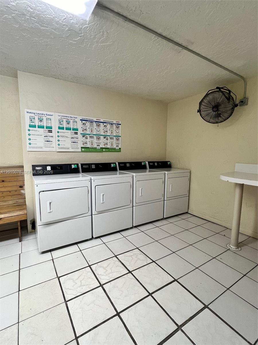 CAPTIVA LAKES VILLAS COND - Residential