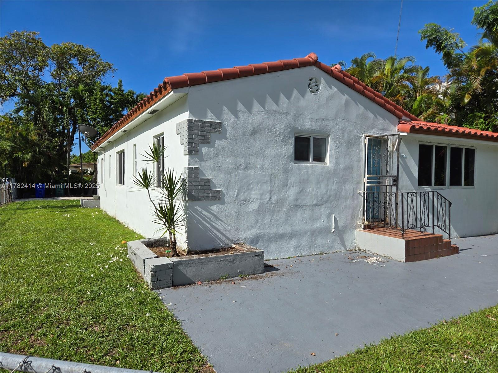 Rental Property at 1500 Sw 9th St, Miami, Broward County, Florida - Bedrooms: 4 
Bathrooms: 2  - $3,629 MO.