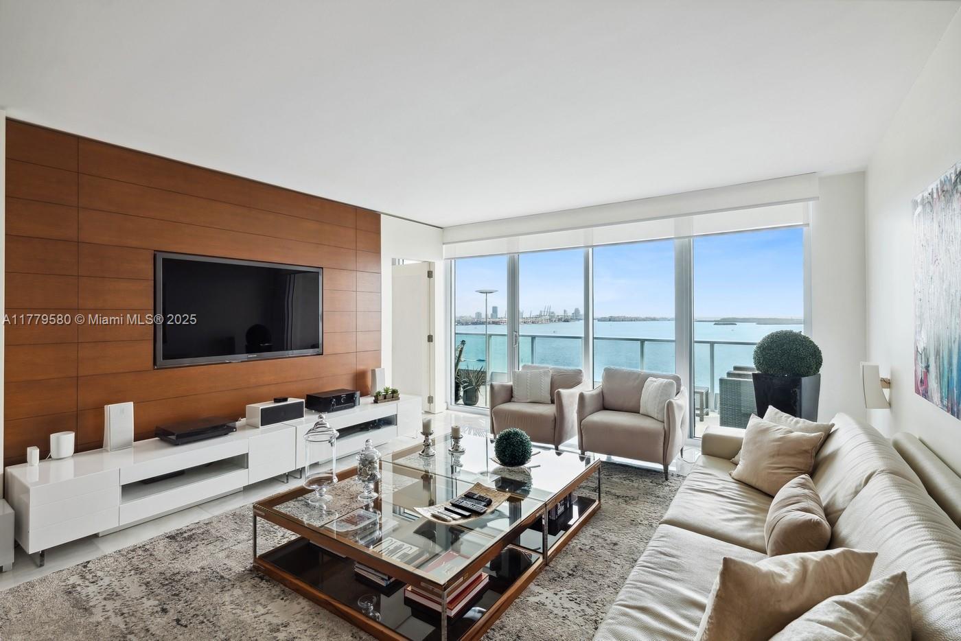 1331 Brickell Bay Dr 1907