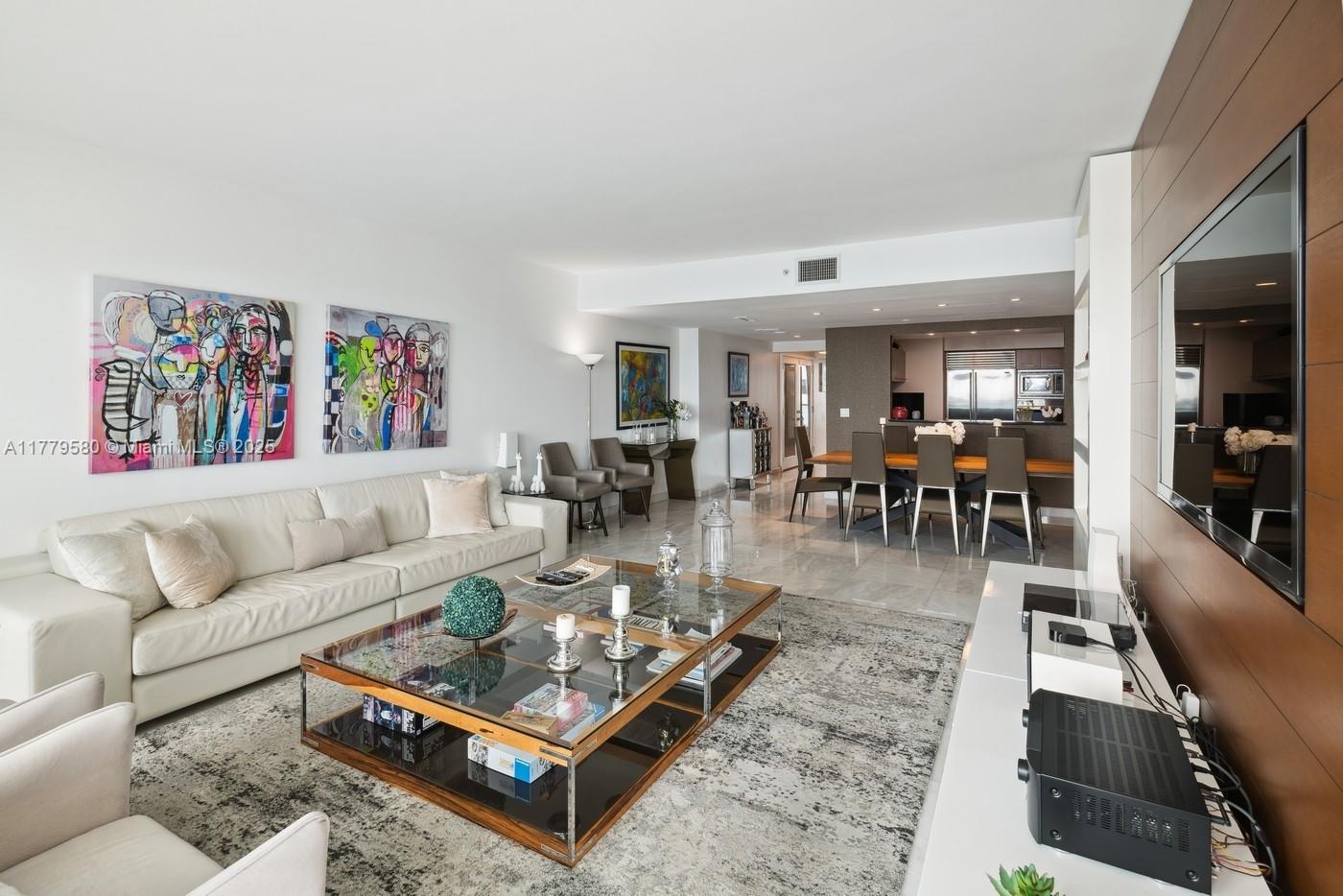 1331 Brickell Bay Dr 1907