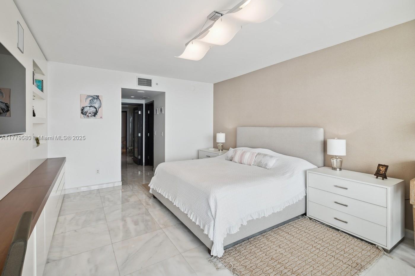 Jade at Brickell Bay - Residential