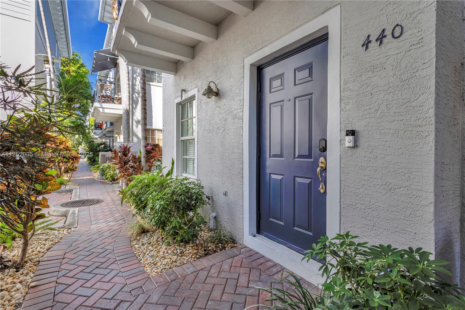 440 NE 2nd Ave 29