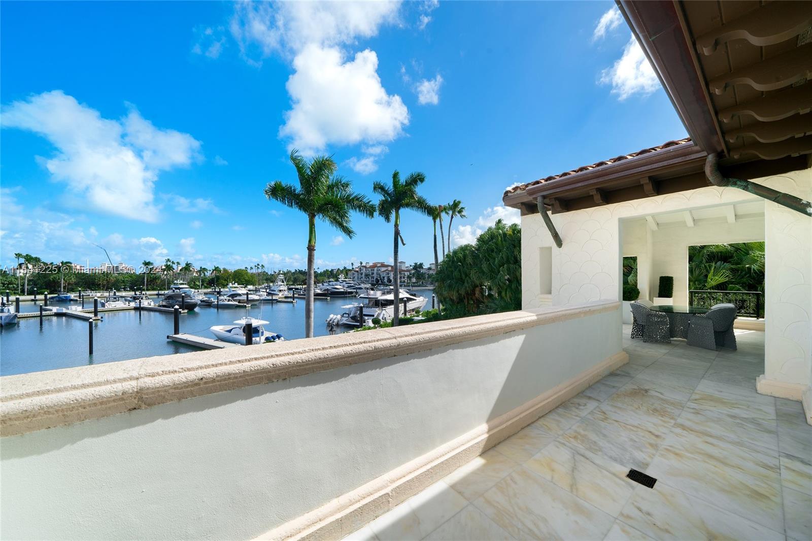 HARBORVIEW AT FISHER ISLA - Residential