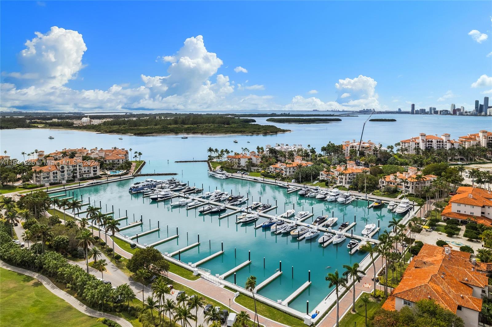 HARBORVIEW AT FISHER ISLA - Residential