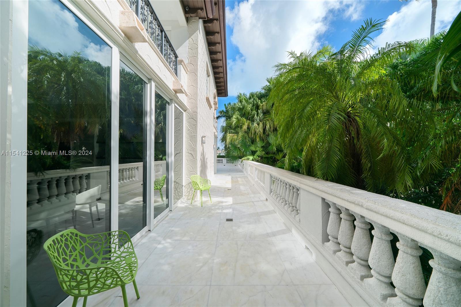 HARBORVIEW AT FISHER ISLA - Residential