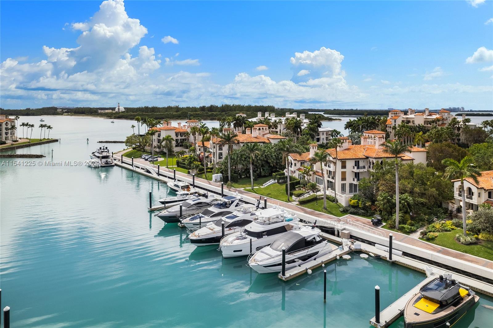 HARBORVIEW AT FISHER ISLA - Residential