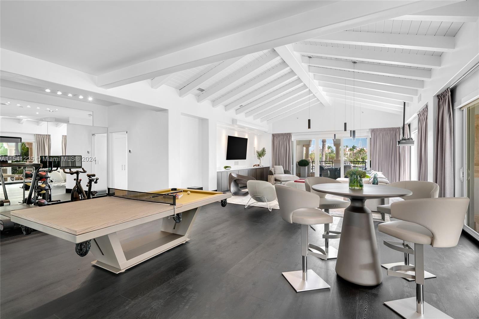 HARBORVIEW AT FISHER ISLA - Residential
