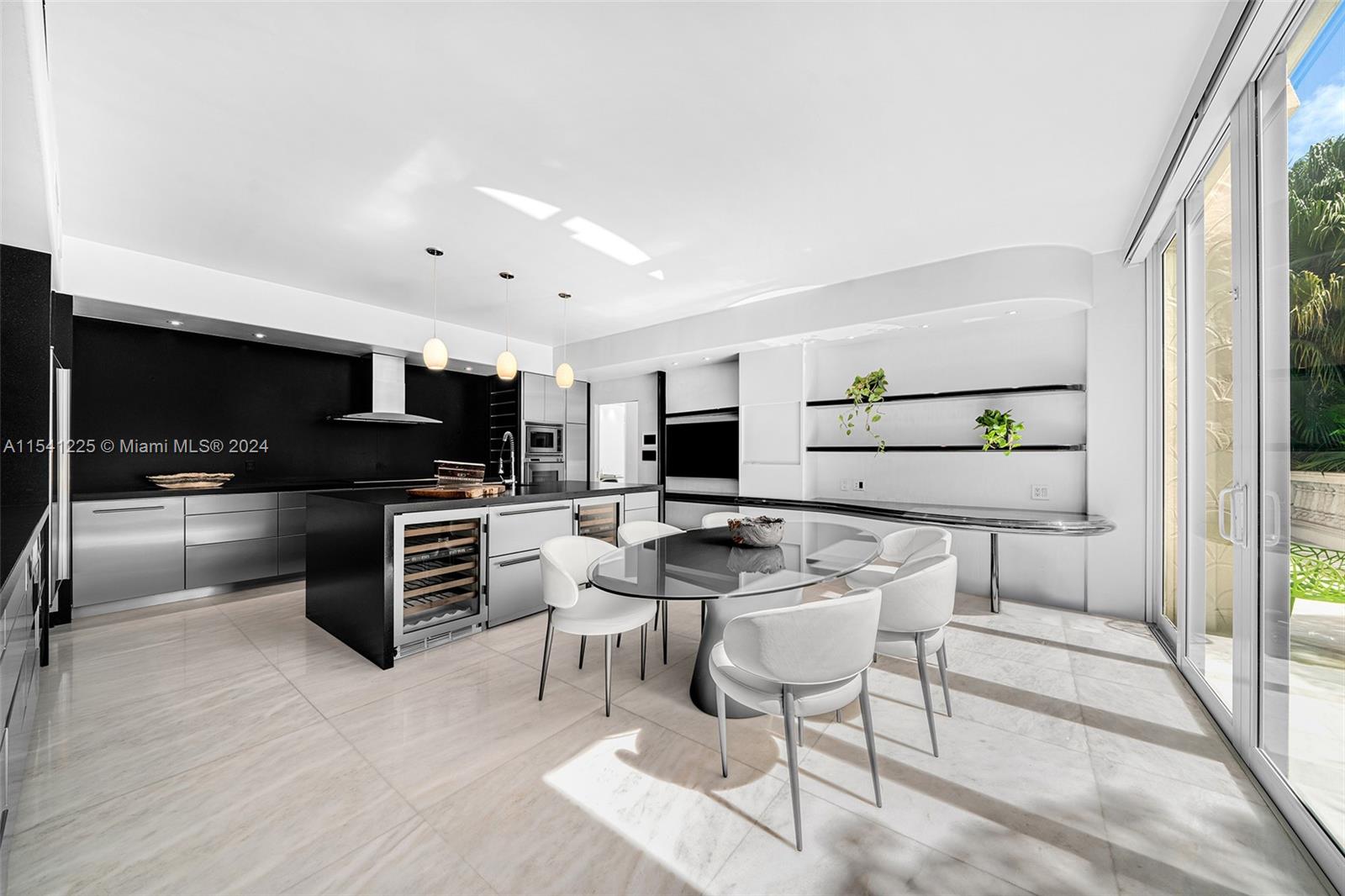 HARBORVIEW AT FISHER ISLA - Residential