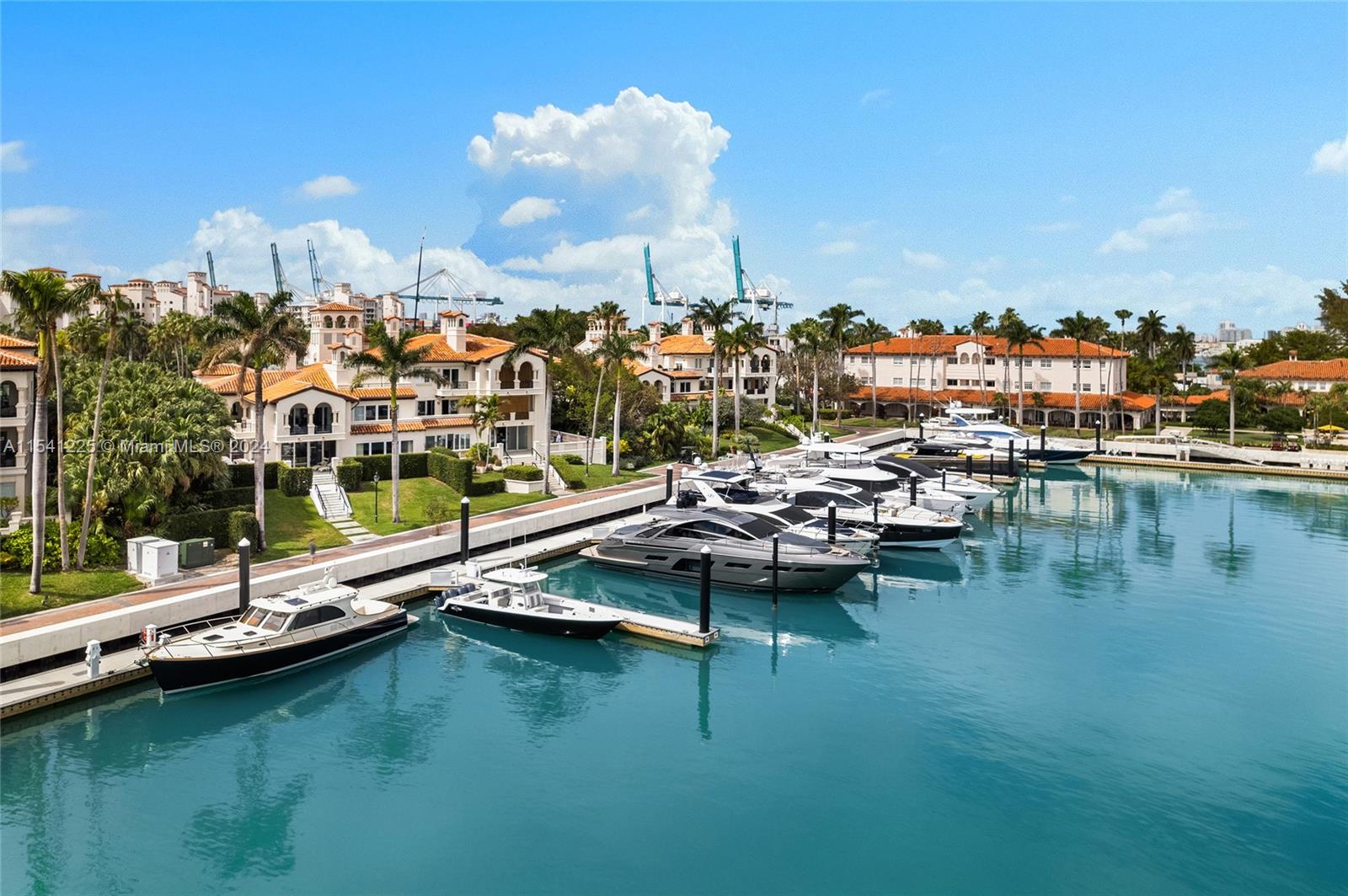 HARBORVIEW AT FISHER ISLA - Residential