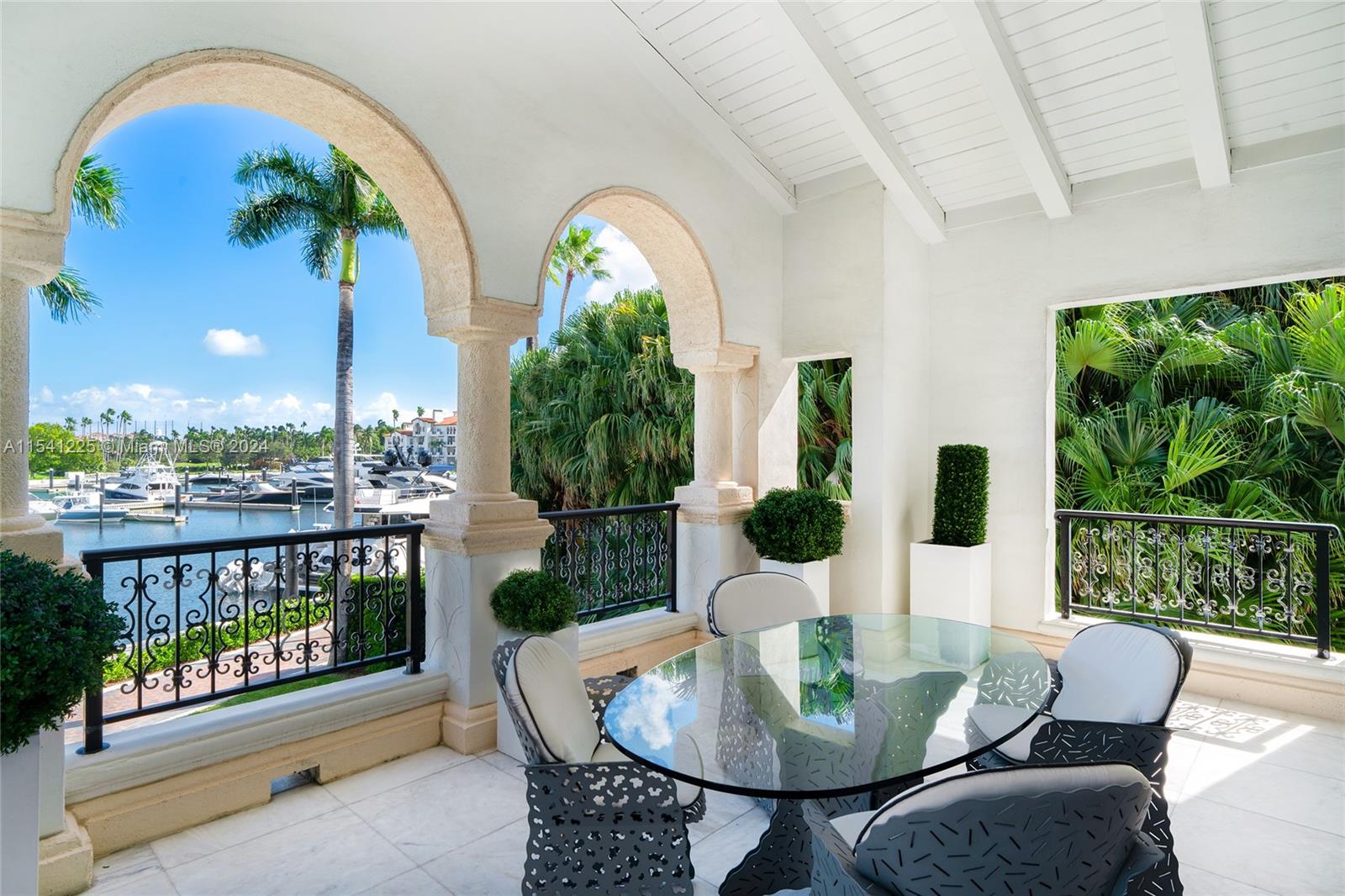 HARBORVIEW AT FISHER ISLA - Residential
