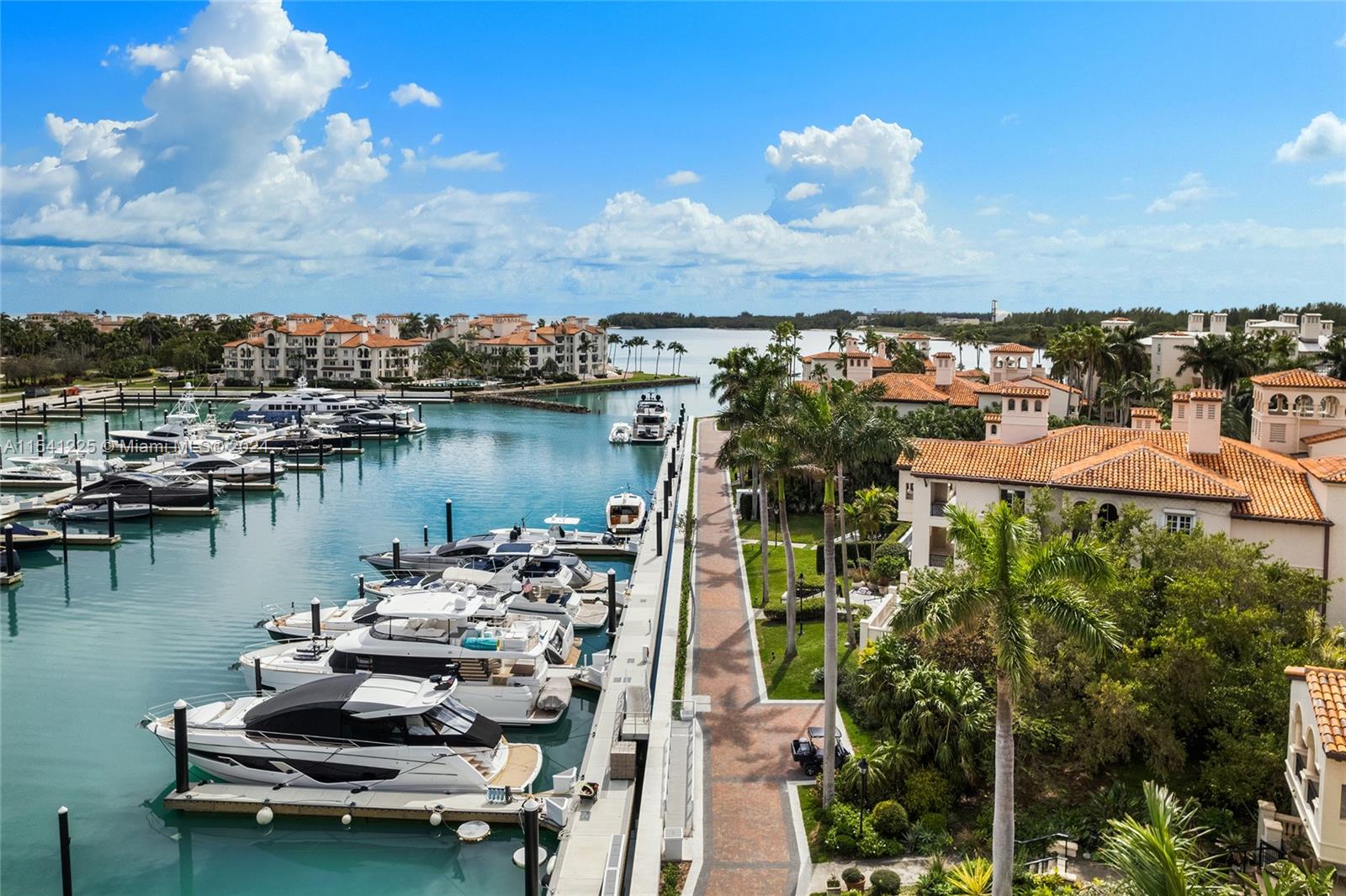 HARBORVIEW AT FISHER ISLA - Residential