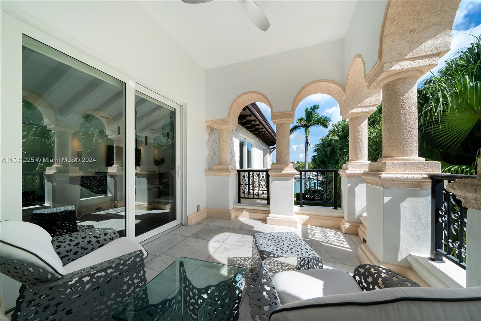 HARBORVIEW AT FISHER ISLA - Residential