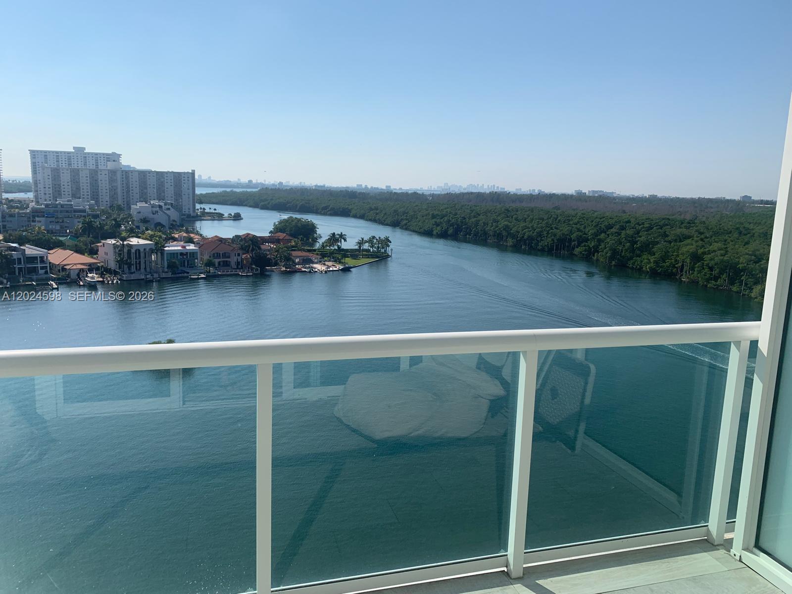 400 SUNNY ISLES CONDO WES - Residential