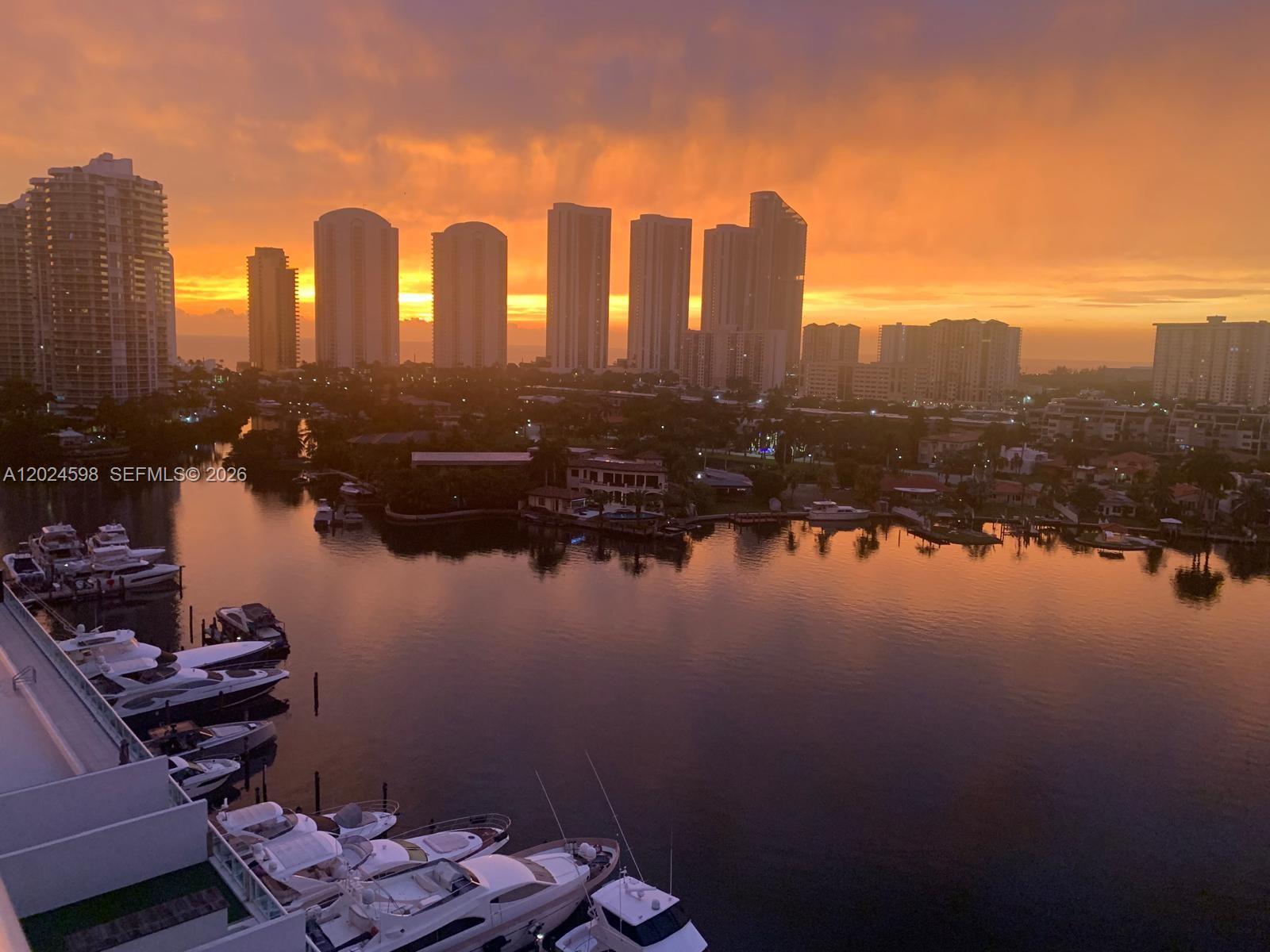 400 SUNNY ISLES CONDO WES - Residential