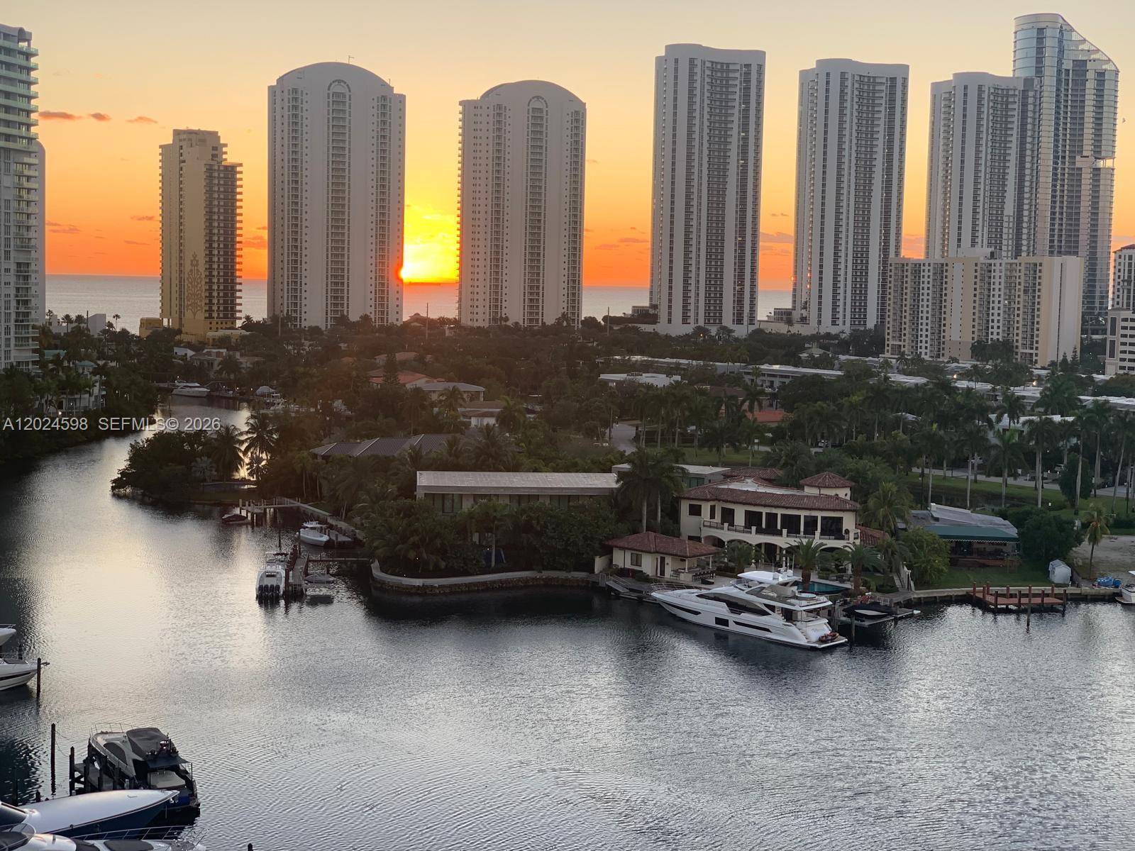 400 SUNNY ISLES CONDO WES - Residential