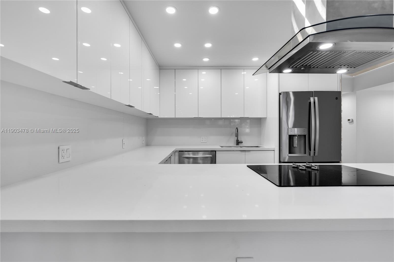 KEY COLONY NO 4 CONDO - Residential Lease