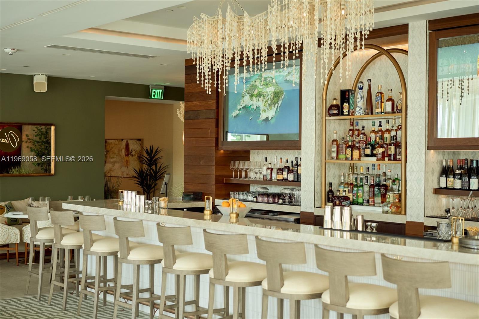 1000 ISL BLVD WILLIAMS IS - Residential