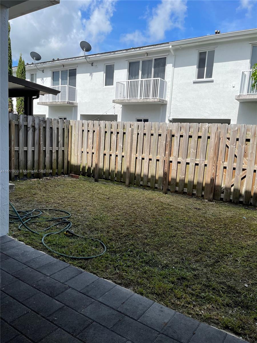 VENETIAN PARC WEST - Residential Lease