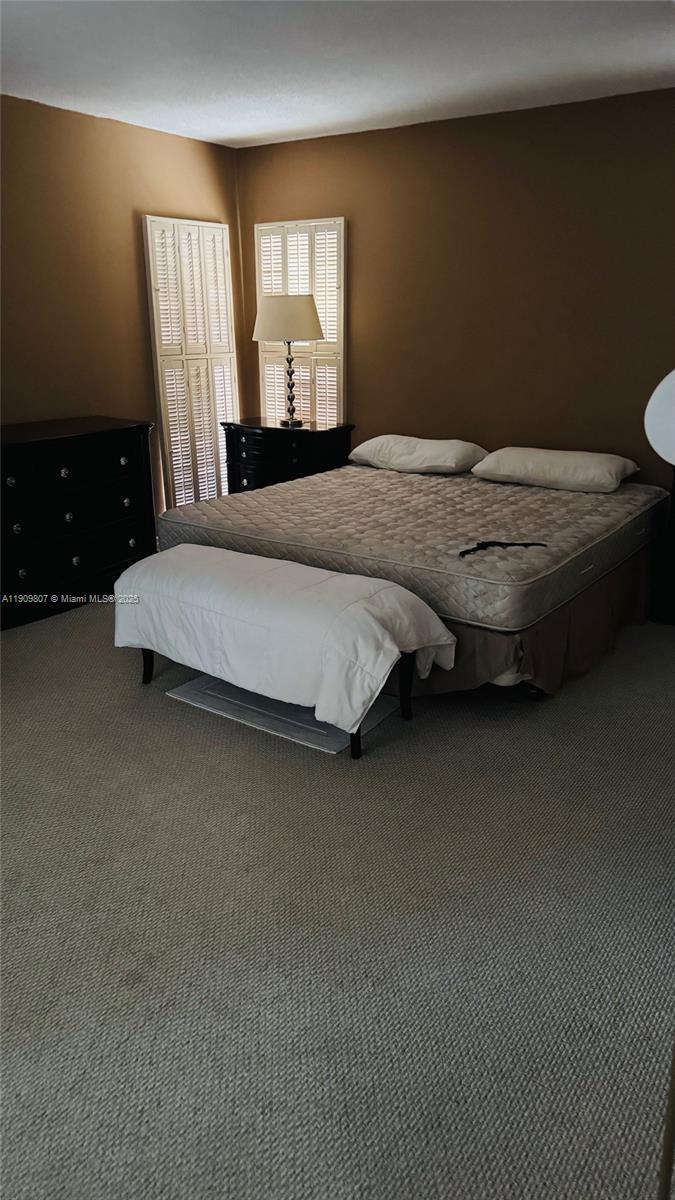 NO 10 PALM-AIRE COUNTRY C - Residential Lease