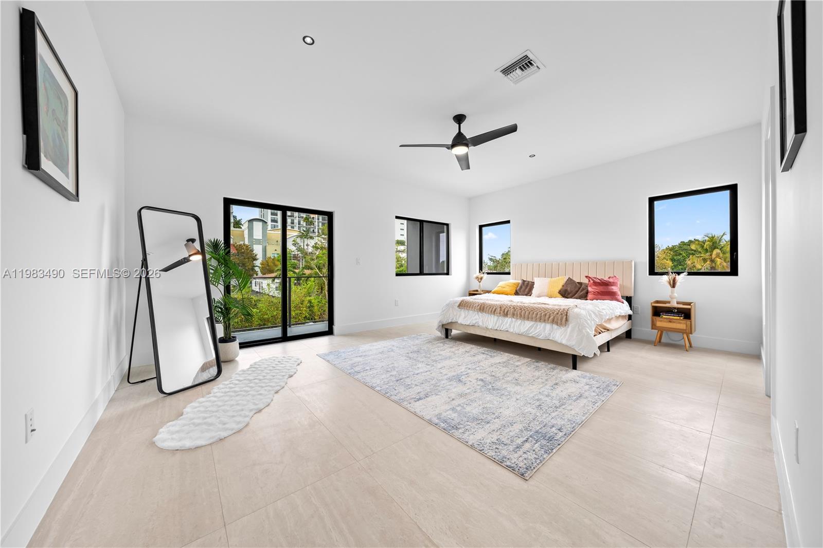 MIAMI SUBURBAN ACRES - Residential