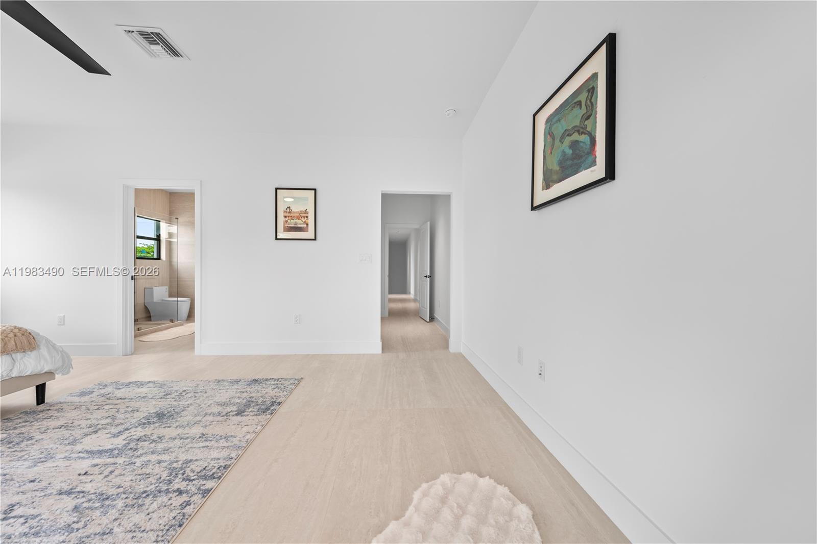 MIAMI SUBURBAN ACRES - Residential