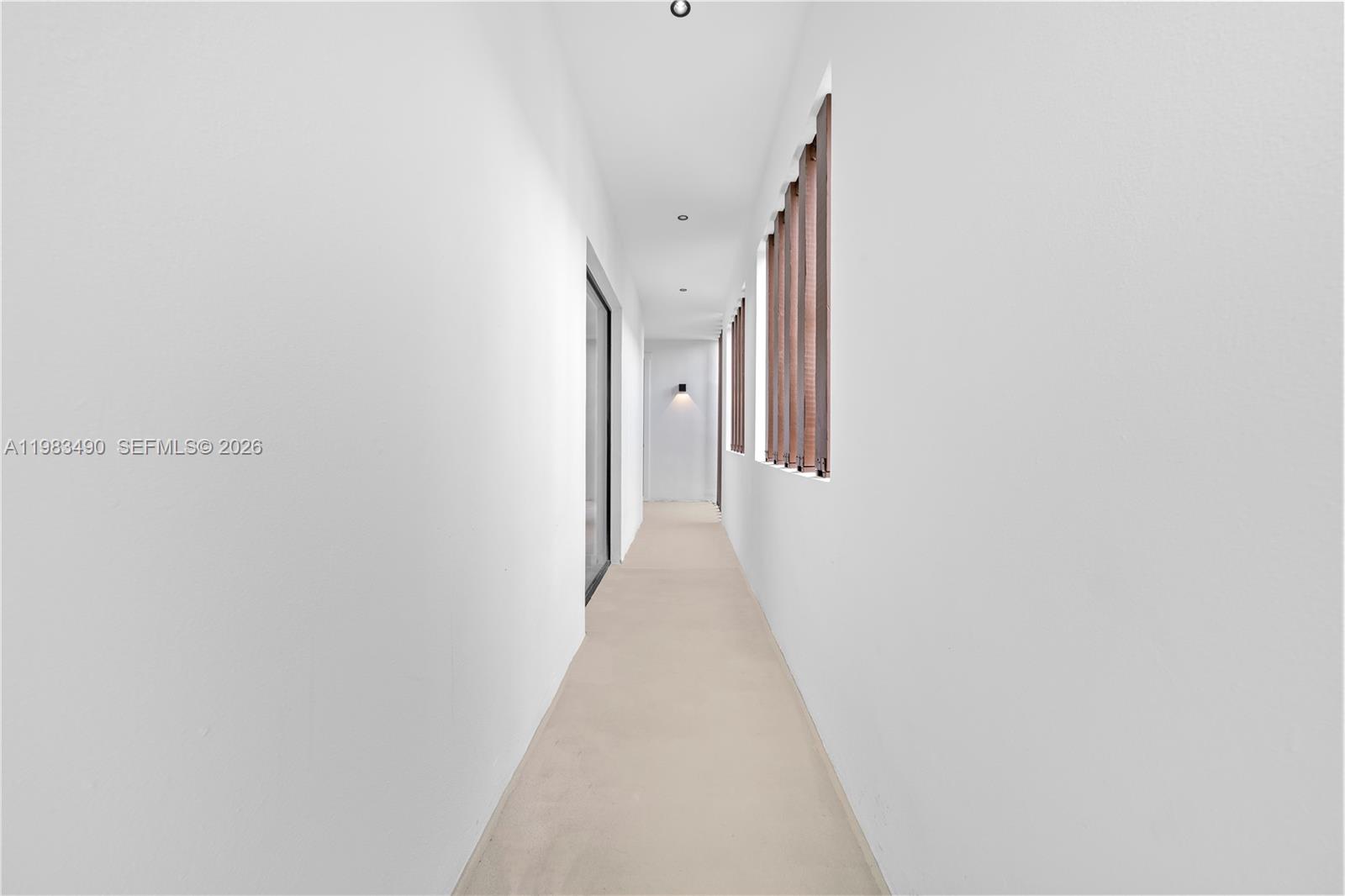 MIAMI SUBURBAN ACRES - Residential