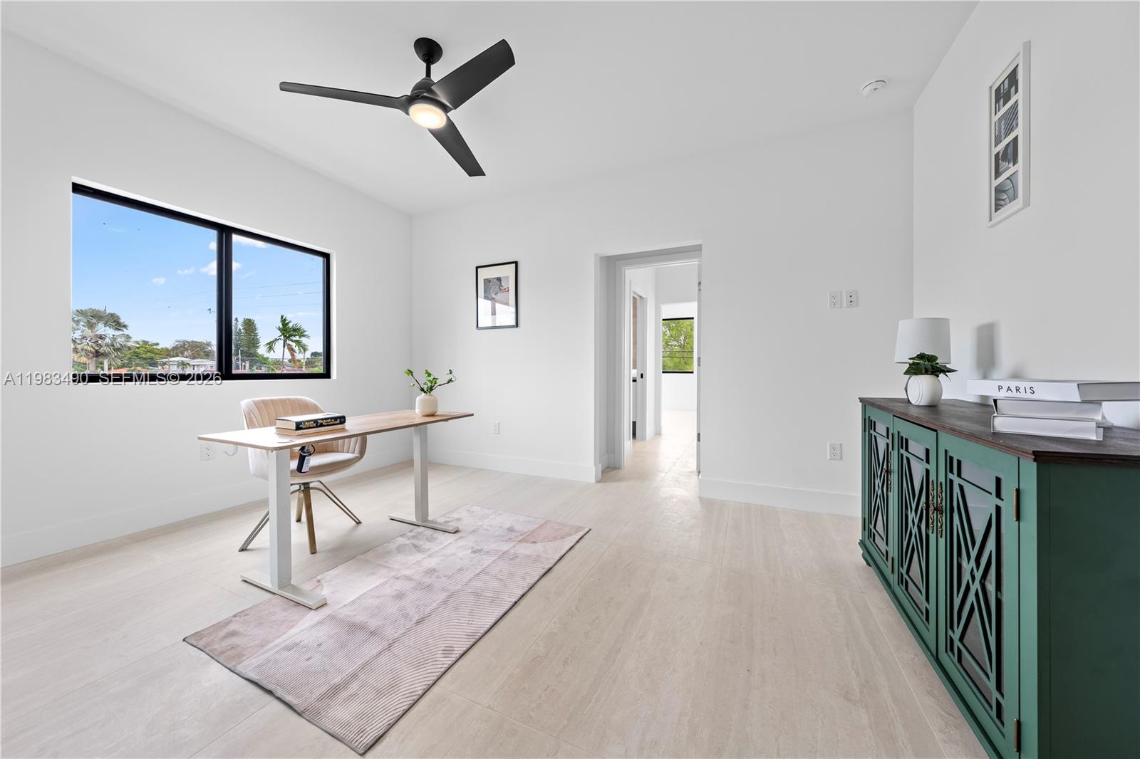 MIAMI SUBURBAN ACRES - Residential