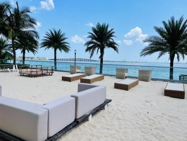 BISCAYNE BEACH CONDO - Residential