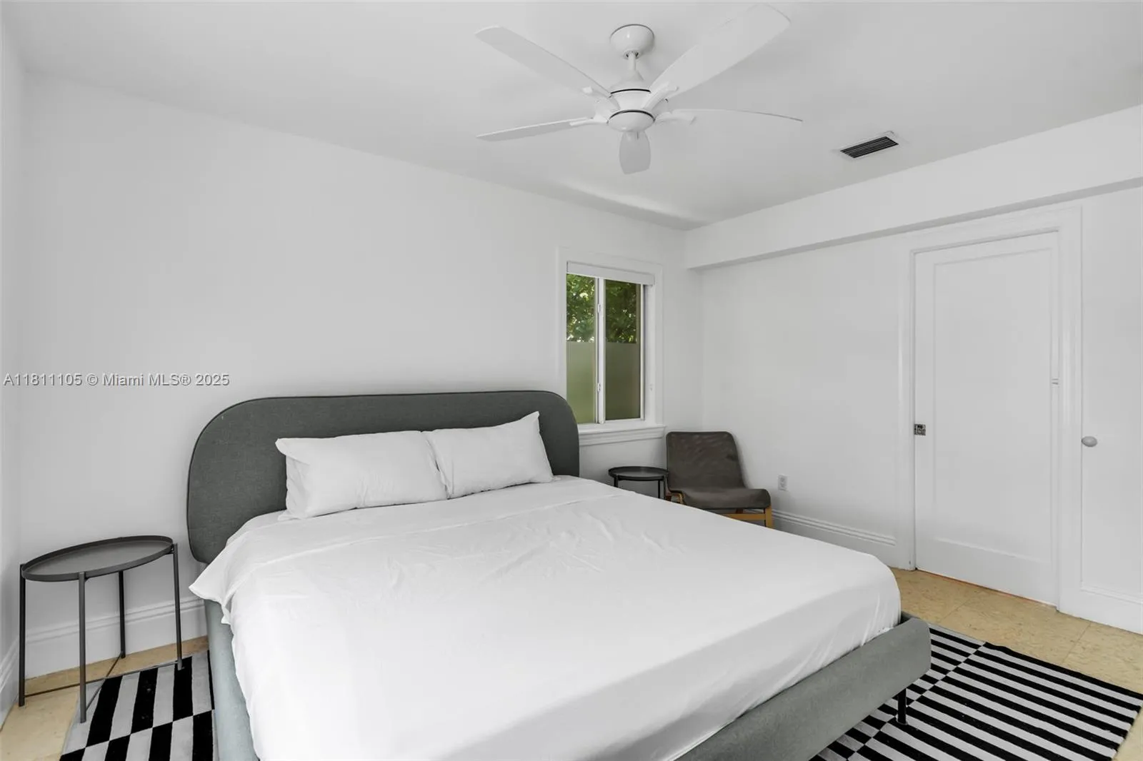 Key Biscayne, Florida 33149, United States, 4 Bedrooms Bedrooms, ,2 BathroomsBathrooms,Residential,Active,138696