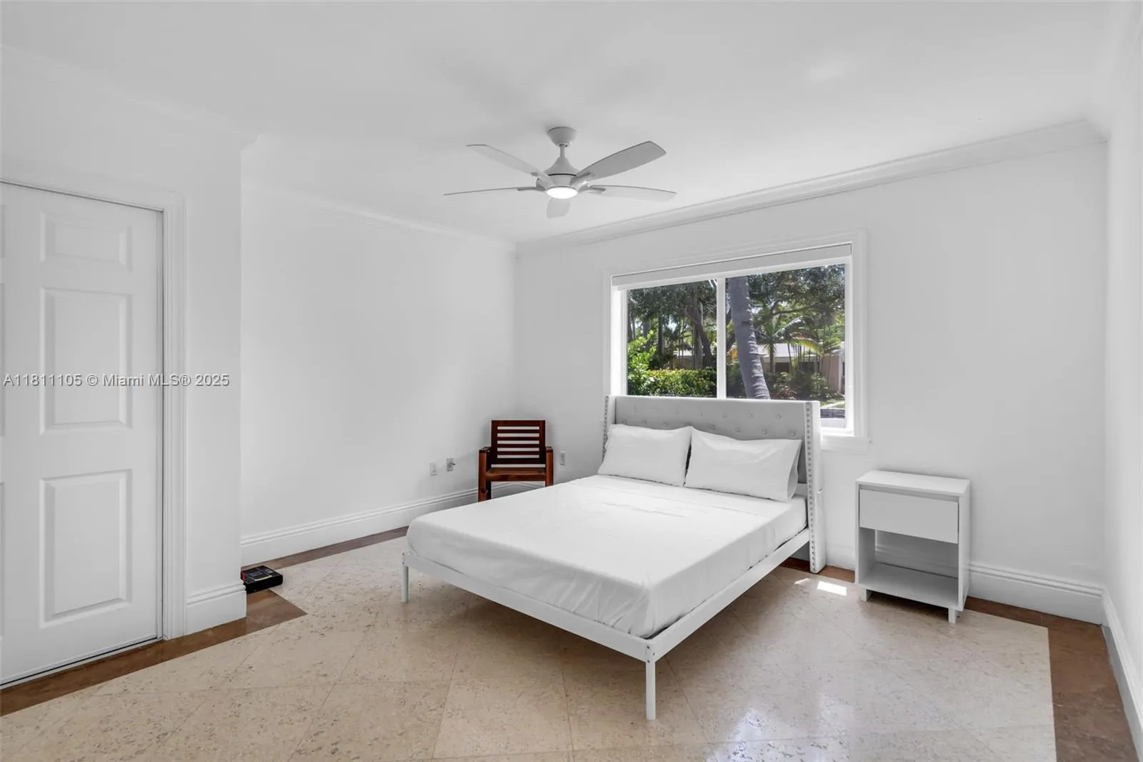 Key Biscayne, Florida 33149, United States, 4 Bedrooms Bedrooms, ,2 BathroomsBathrooms,Residential,Active,138696