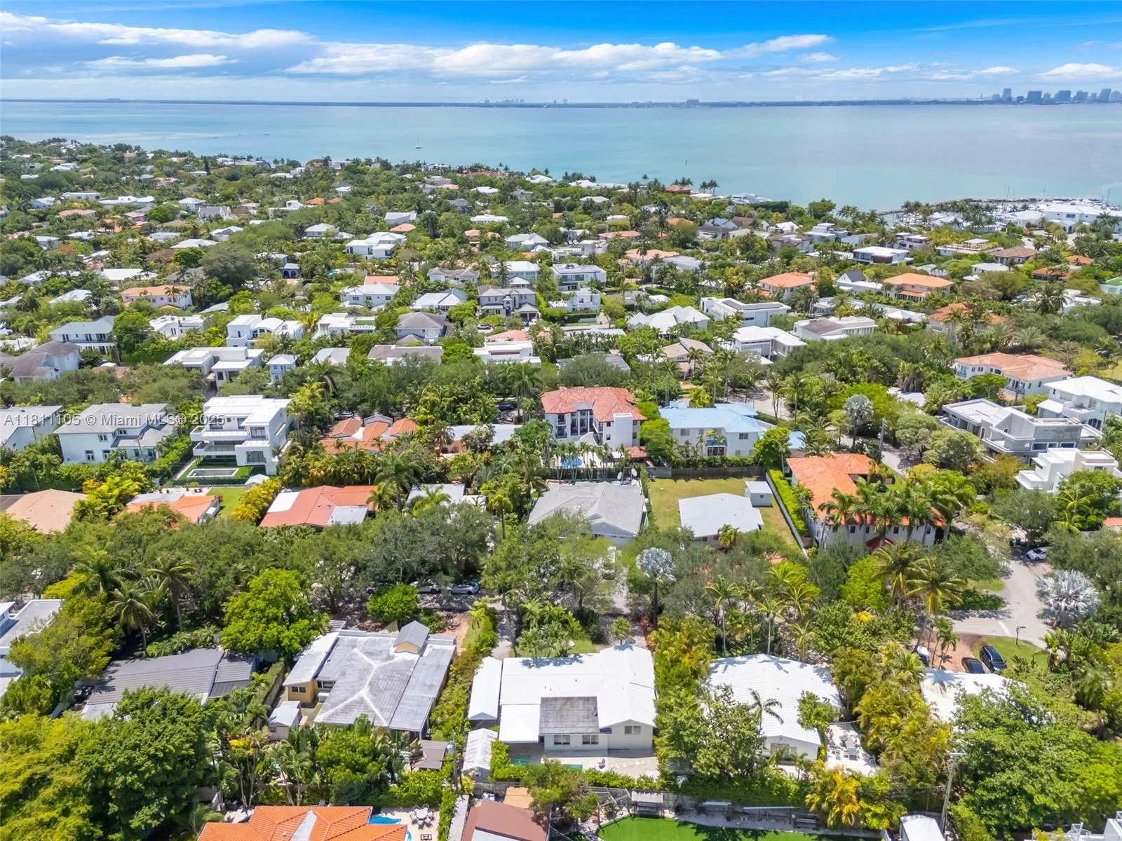 Key Biscayne, Florida 33149, United States, 4 Bedrooms Bedrooms, ,2 BathroomsBathrooms,Residential,Active,138696