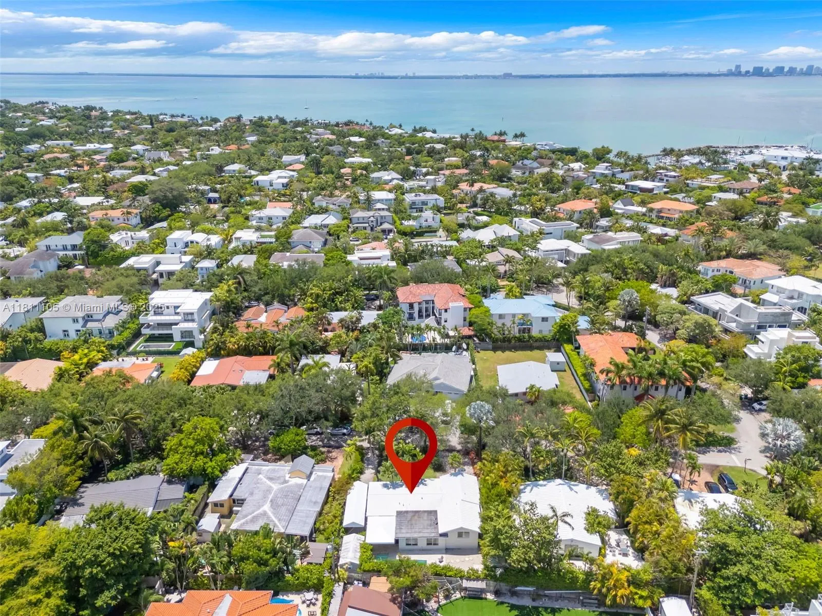 Key Biscayne, Florida 33149, United States, 4 Bedrooms Bedrooms, ,2 BathroomsBathrooms,Residential,Active,138696