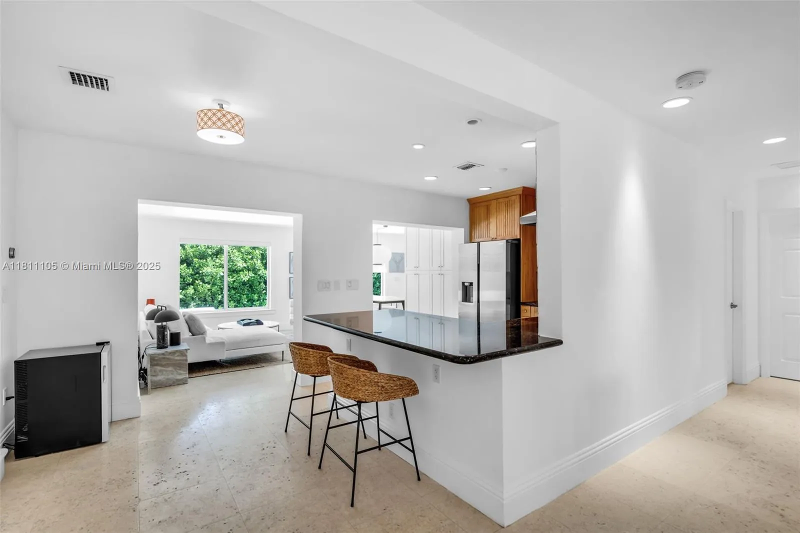 Key Biscayne, Florida 33149, United States, 4 Bedrooms Bedrooms, ,2 BathroomsBathrooms,Residential,Active,138696