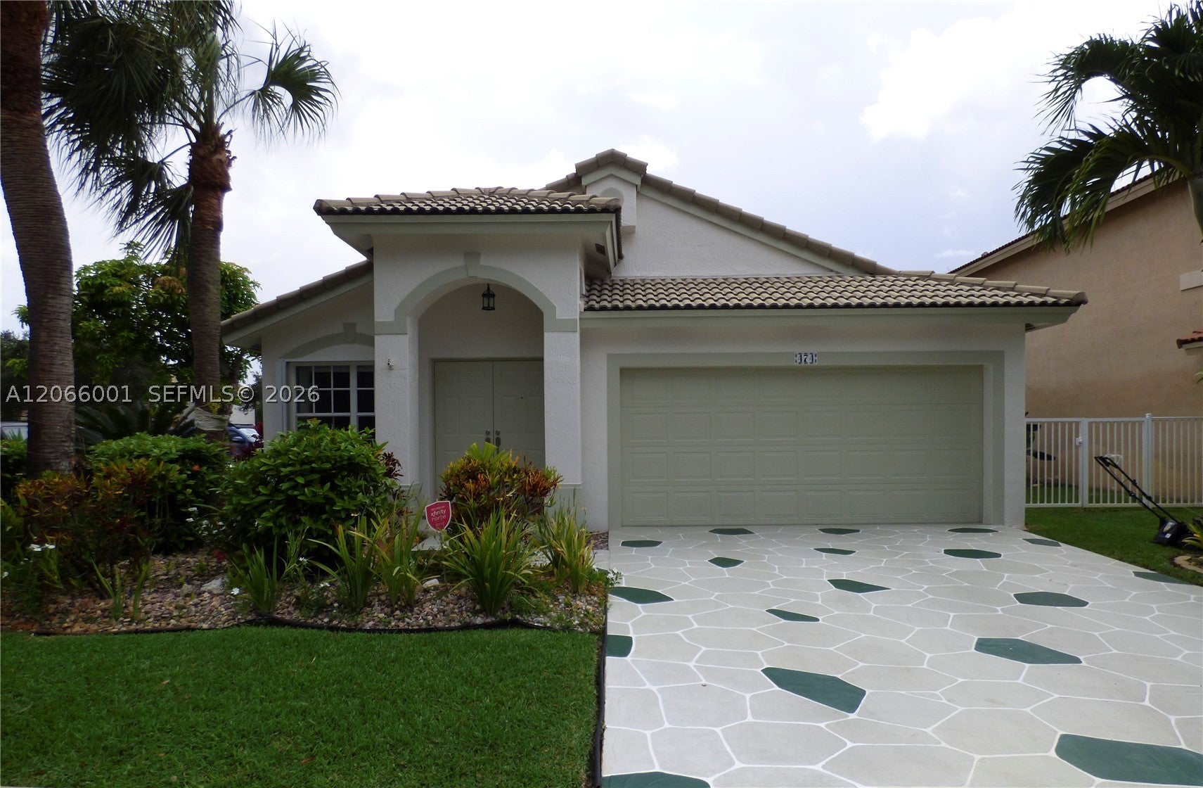 474 SW 205th Ave