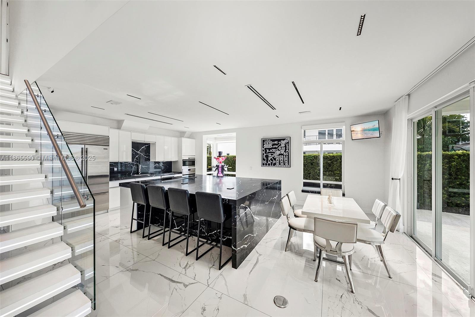 EASTERN SHORES - Residential