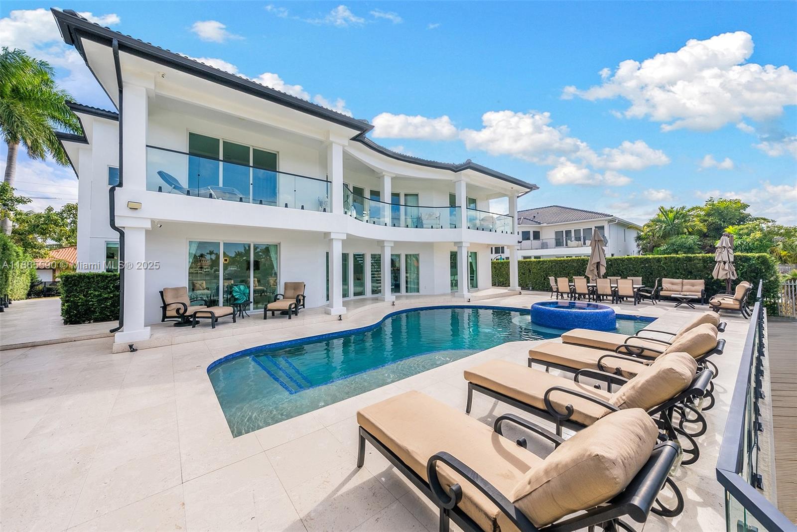 EASTERN SHORES - Residential