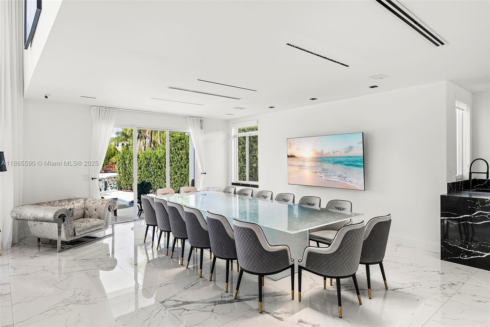 EASTERN SHORES - Residential