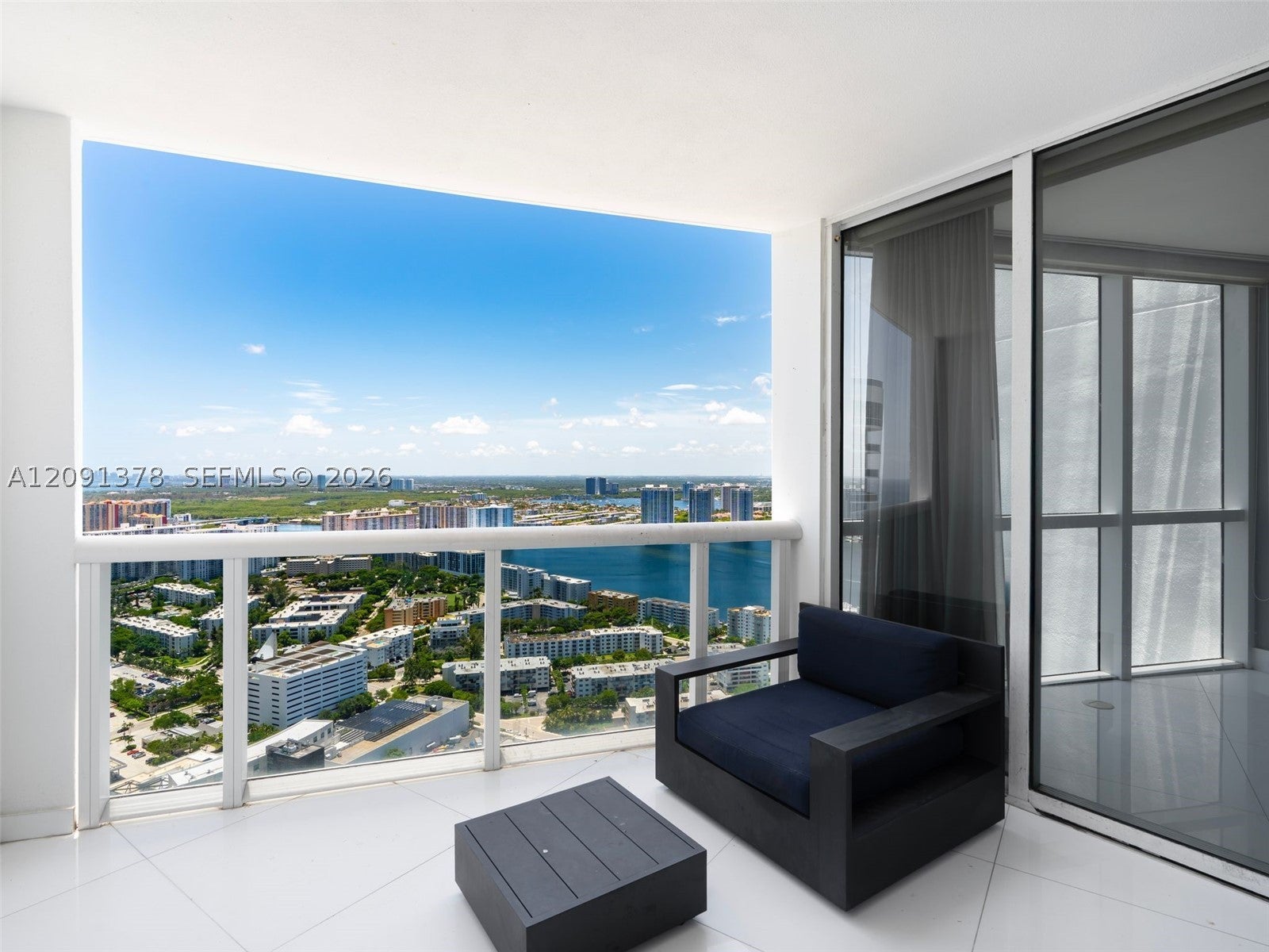 18201 Collins Ave 5303