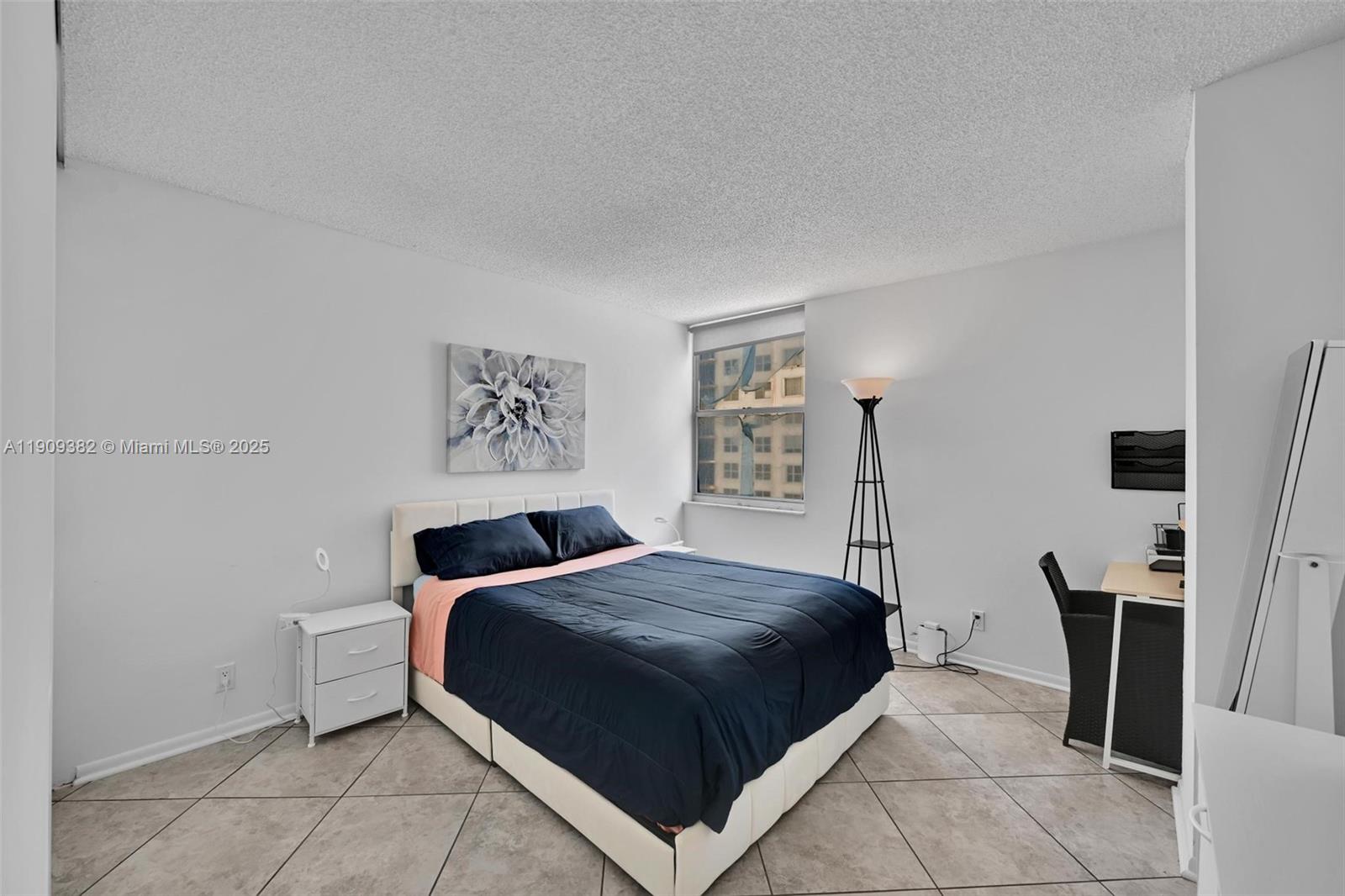 POMPANO BEACH CLUB CONDO - Residential Lease