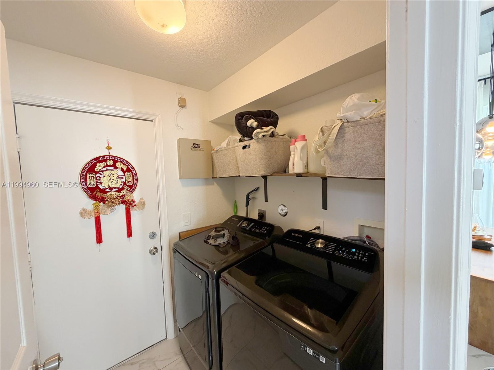 NAUTICA ISLES 4 - Residential Lease