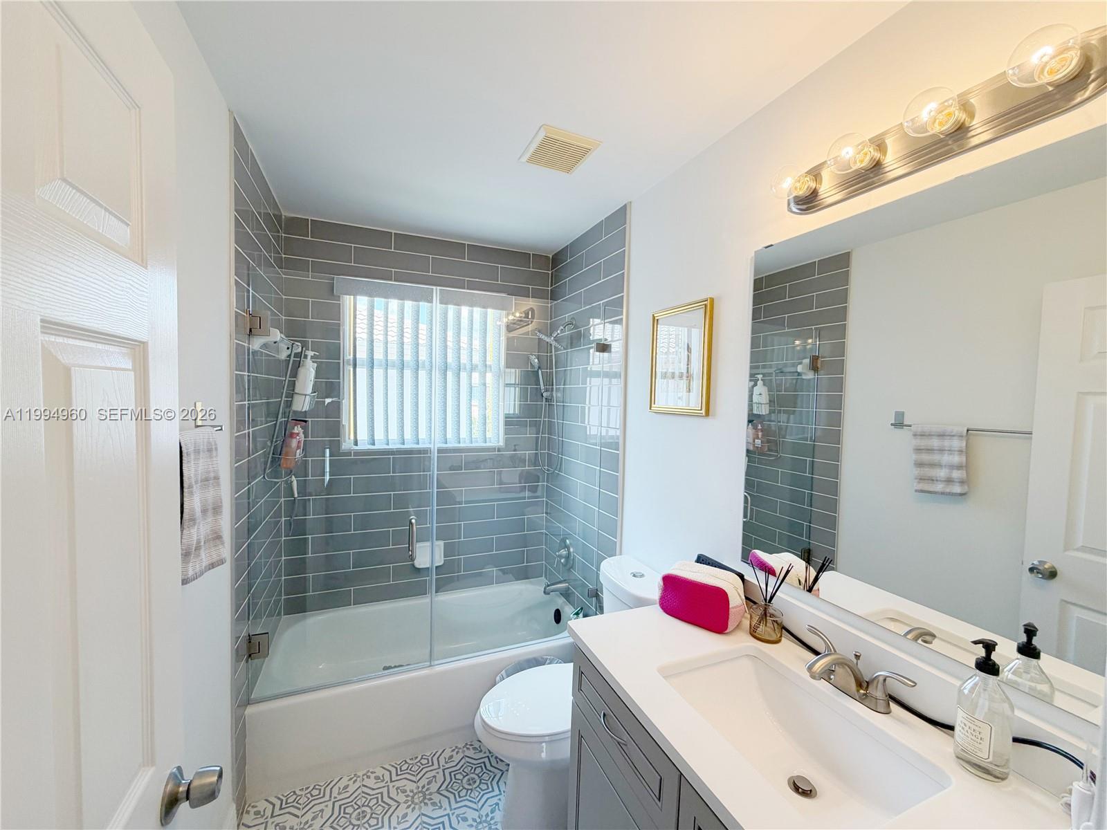 NAUTICA ISLES 4 - Residential Lease