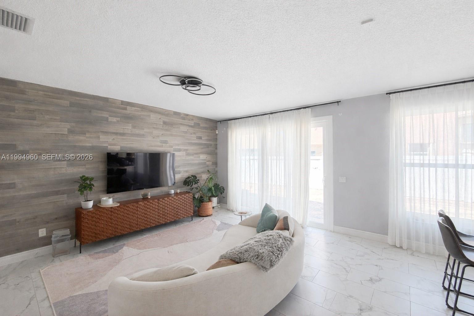 NAUTICA ISLES 4 - Residential Lease