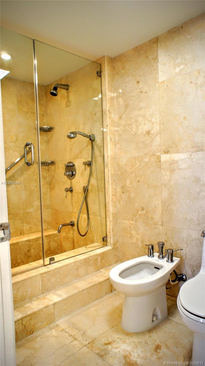 Commodore Club South Cond - Residential Lease