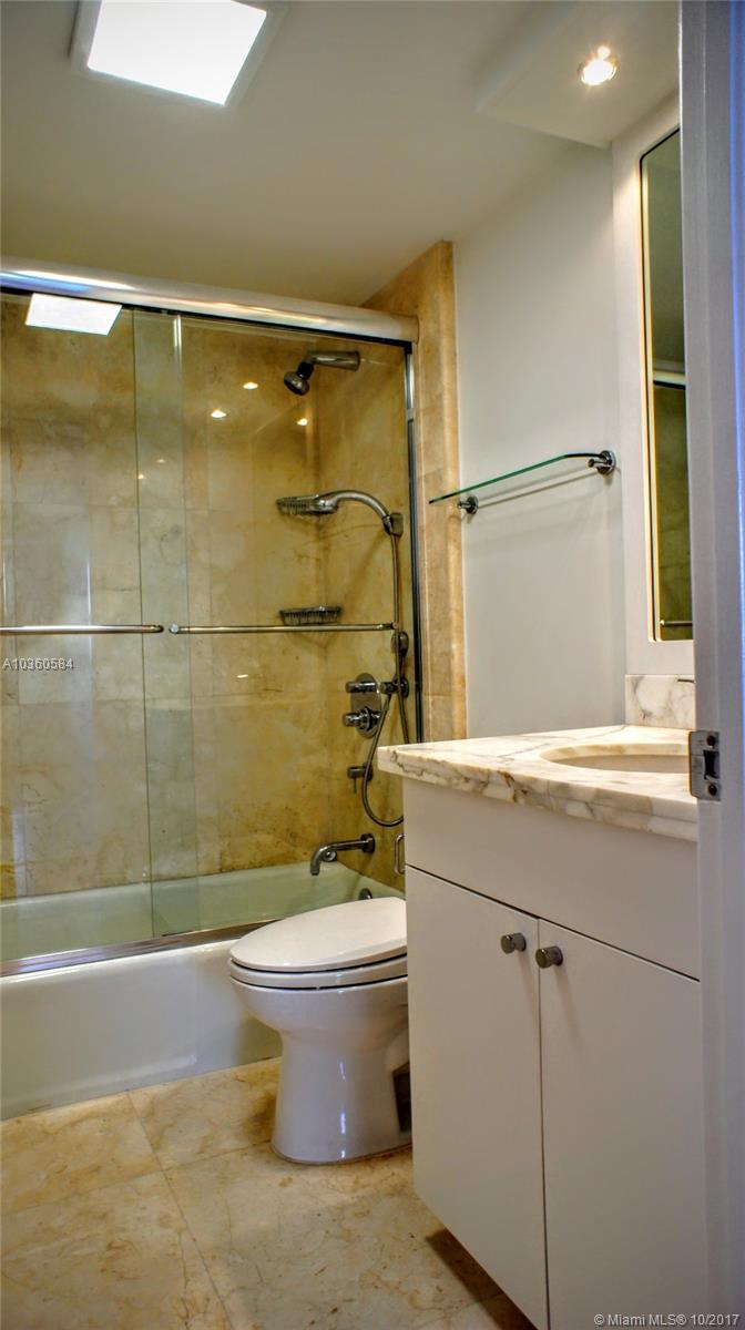 Commodore Club South Cond - Residential Lease